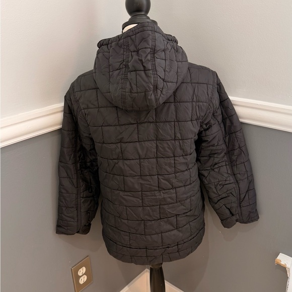 Carhartt Kids Gilliam Hooded Jacket in
Black Size Medium - Picture 5 of 9